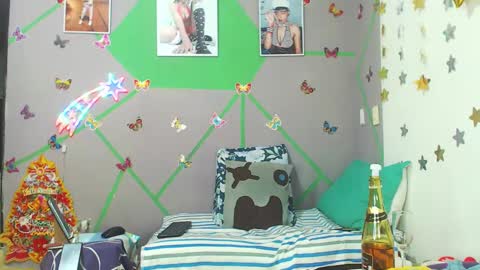 zharick online show from 1, 1, 2025