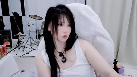 zhen online show from 16, 4, 2026