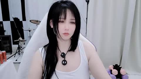 zhen online show from 17, 4, 2026