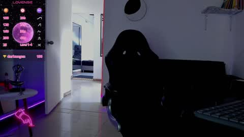 zhoestrong online show from 15, 1, 2025