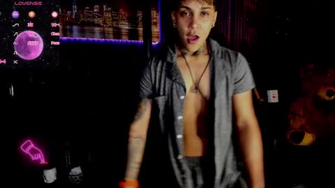 zhoestrong online show from 26, 2, 2025