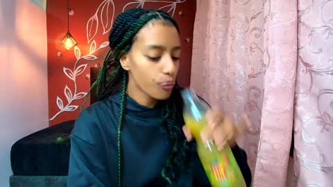 Zia Green online show from 11, 12, 2024