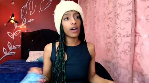 Zia Green online show from 15, 1, 2025