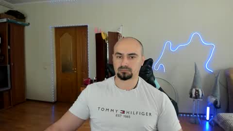 Ziesh online show from 31, 3, 2026