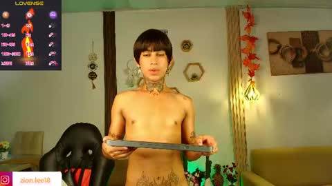 Snapshot of zion__lee chatting on 8, 6, 2026 Zion online show from 8, 6, 2026