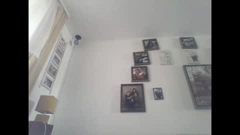 Zippi online show from 12, 9, 2025