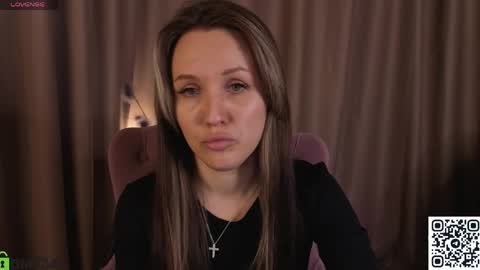 Zlata  Mon Tue Thu Fri Sun Sa GMT 3 0000pm - 0600pm  online show from 11, 5, 2026