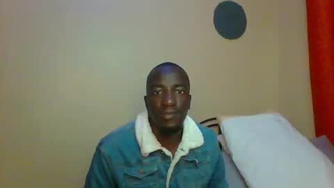 Zlatann2012 online show from 10, 3, 2025