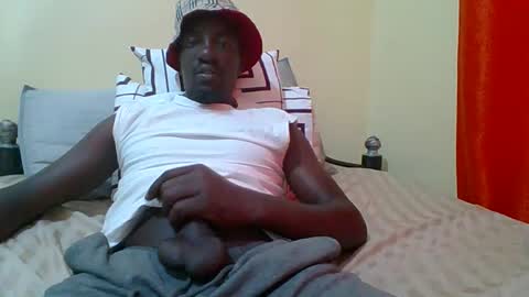 Zlatann2012 online show from 18, 10, 2025