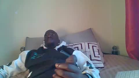 Zlatann2012 online show from 19, 10, 2025