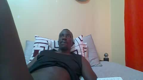 Zlatann2012 online show from 18, 12, 2025