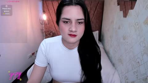 Snapshot of zoe__taylor__ chatting on 20, 5, 2026 ZOE TAYLOR online show from 20, 5, 2026