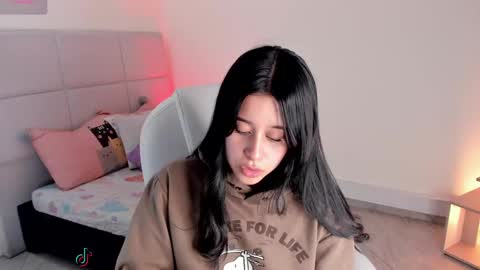 Zoe online show from 10, 3, 2025