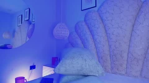 Snapshot of zoe_blosson chatting on 27, 5, 2026 zoe_blosson online show from 27, 5, 2026