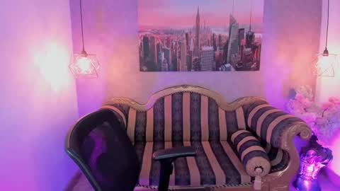 Snapshot of zoe_clk chatting on 12, 1, 2026 Zoe online show from 12, 1, 2026