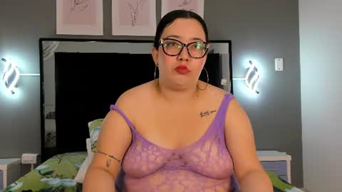 zoe_curvyy online show from 3, 7, 2026
