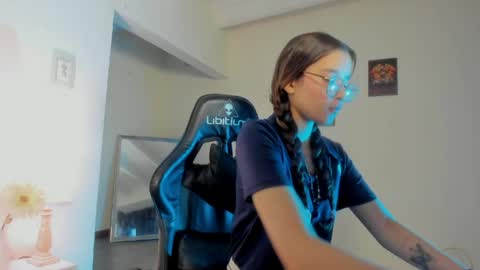 zoe_dear online show from 16, 4, 2026