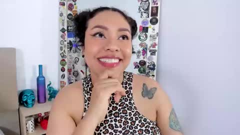 Zoe Gruber online show from 29, 1, 2025