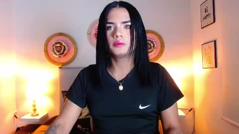 zoe_hecate online show from 2, 7, 2026