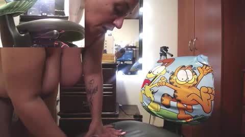 zoe hotxxx online show from 5, 3, 2026