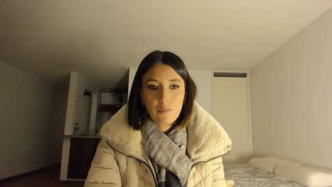 Snapshot of zoe_jeane_beker chatting on 20, 12, 2024 ZOE online show from 20, 12, 2024