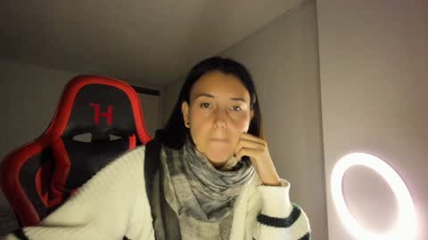 Snapshot of zoe_jeane_beker chatting on 22, 12, 2024 ZOE online show from 22, 12, 2024