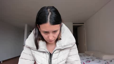 Snapshot of zoe_jeane_beker chatting on 29, 12, 2024 ZOE online show from 29, 12, 2024