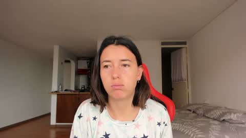 Snapshot of zoe_jeane_beker chatting on 8, 2, 2025 ZOE online show from 8, 2, 2025