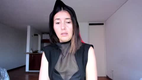 Snapshot of zoe_jeane_beker chatting on 25, 2, 2025 ZOE online show from 25, 2, 2025