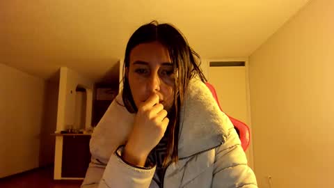 Snapshot of zoe_jeane_beker chatting on 7, 3, 2025 ZOE online show from 7, 3, 2025