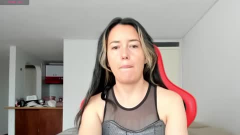 Snapshot of zoe_jeane_beker chatting on 13, 7, 2026 ZOE online show from 13, 7, 2026
