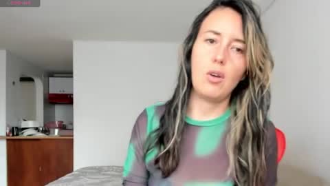 Snapshot of zoe_jeane_beker chatting on 14, 7, 2026 ZOE online show from 14, 7, 2026