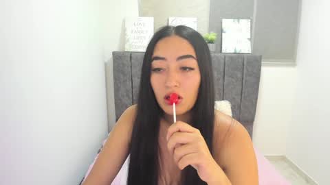 zoe_jones7 online show from 2, 2, 2025