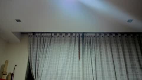 Snapshot of zoe_khall chatting on 15, 5, 2026 ZOE online show from 15, 5, 2026