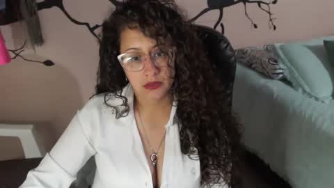 Snapshot of zoe_koller chatting on 30, 10, 2025 Zoe Koller online show from 30, 10, 2025