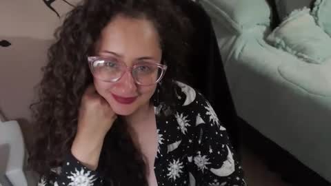 Snapshot of zoe_koller chatting on 21, 11, 2025 Zoe Koller online show from 21, 11, 2025