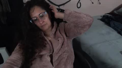 Snapshot of zoe_koller chatting on 21, 4, 2026 Zoe Koller online show from 21, 4, 2026