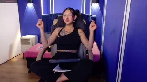 zoe  online show from 26, 3, 2026