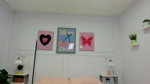 Zoe Lynch online show from 2, 3, 2026