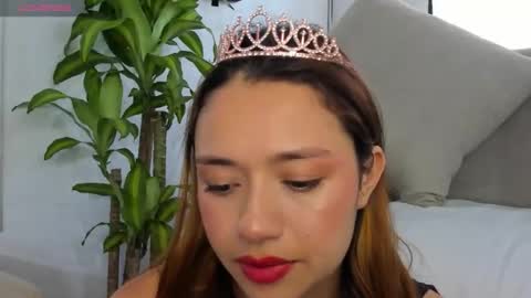 zoe_maddison19 online show from 18, 9, 2025