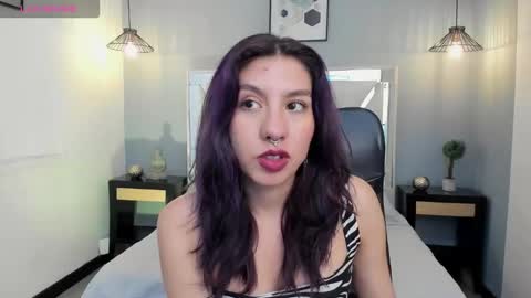 zoe_moreau online show from 2, 3, 2026