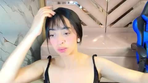 Zoe  online show from 10, 9, 2025