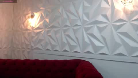 Snapshot of zoe_silver1 chatting on 12, 11, 2025 Zoe online show from 12, 11, 2025