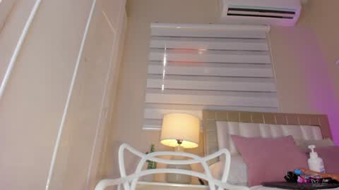 Hi guys i am Zoe  online show from 6, 2, 2025