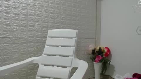 Snapshot of zoe_velvet chatting on 23, 10, 2025 Carolina online show from 23, 10, 2025