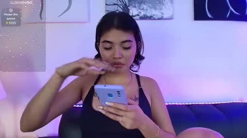 Snapshot of zoe_wang chatting on 25, 9, 2025 Zoe online show from 25, 9, 2025