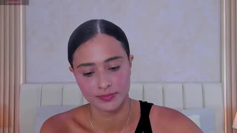 zoebarlowe online show from 2, 11, 2025