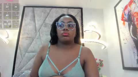 Snapshot of zoebrowns chatting on 13, 7, 2026 Zoe online show from 13, 7, 2026