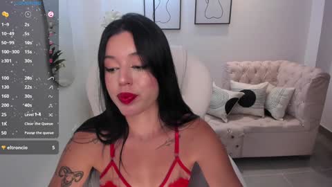  zoee jackson online show from 13, 1, 2025