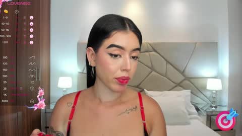  zoee jackson online show from 6, 2, 2025